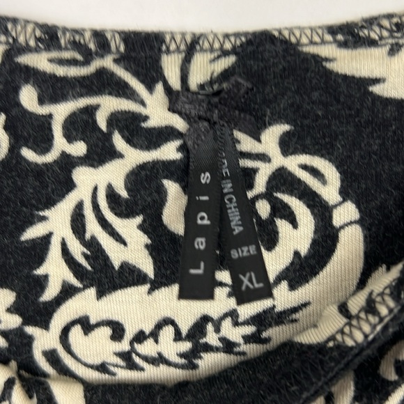 Lapis flowy skirt black and cream. - Picture 5 of 5